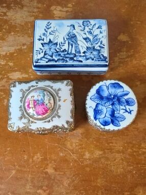 Pill/Jewelry Boxes